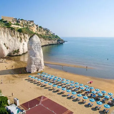 Holiday home Charming House In With Shared Pool And Terrace Vieste