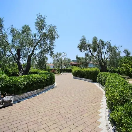 Charming House In With Shared Pool And Terrace Holiday home *