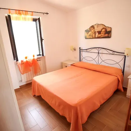 Holiday home Charming House In With Shared Pool And Terrace Vieste